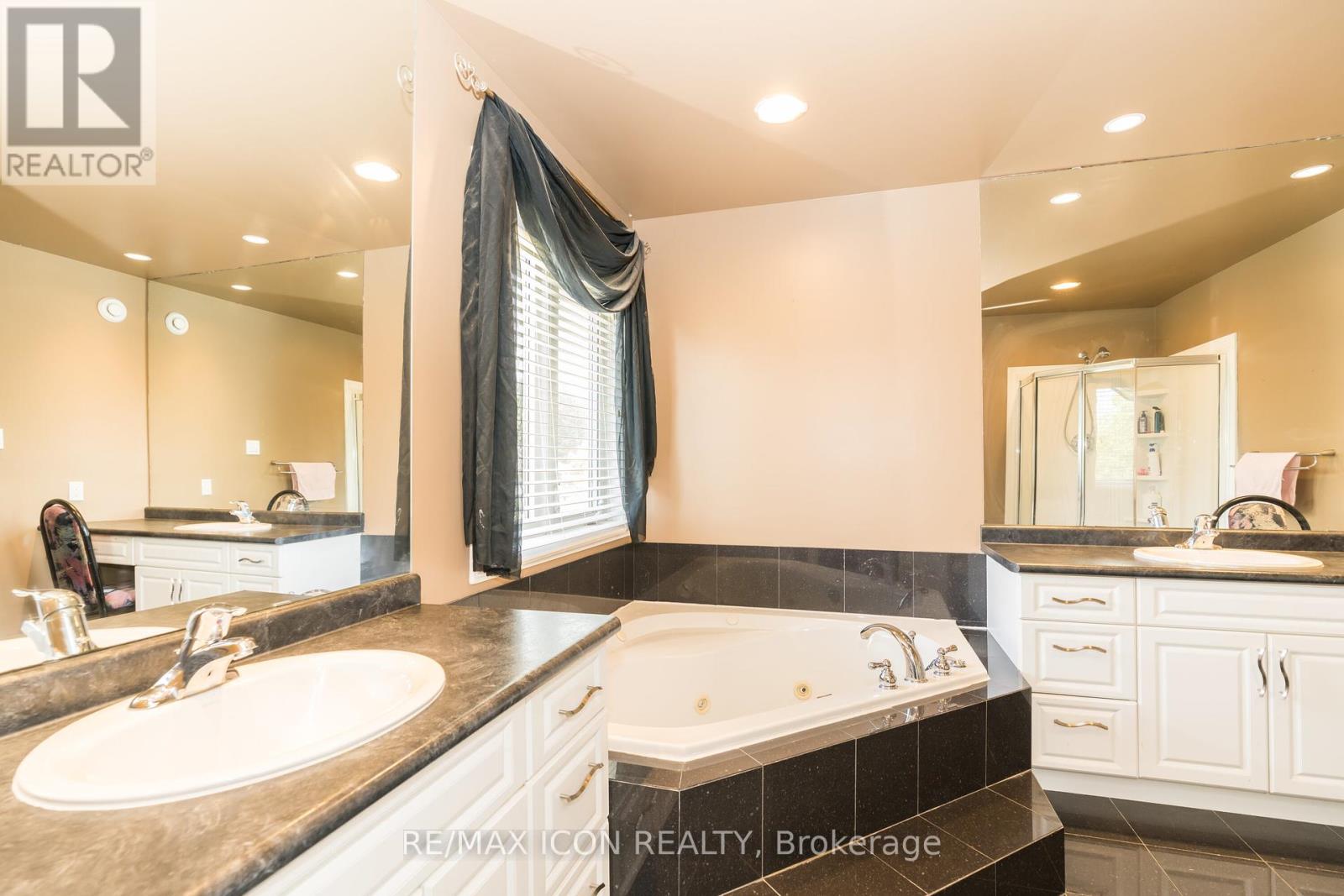 19 Redtail Court, St. Thomas, Ontario  N5R 6L6 - Photo 29 - X12216231