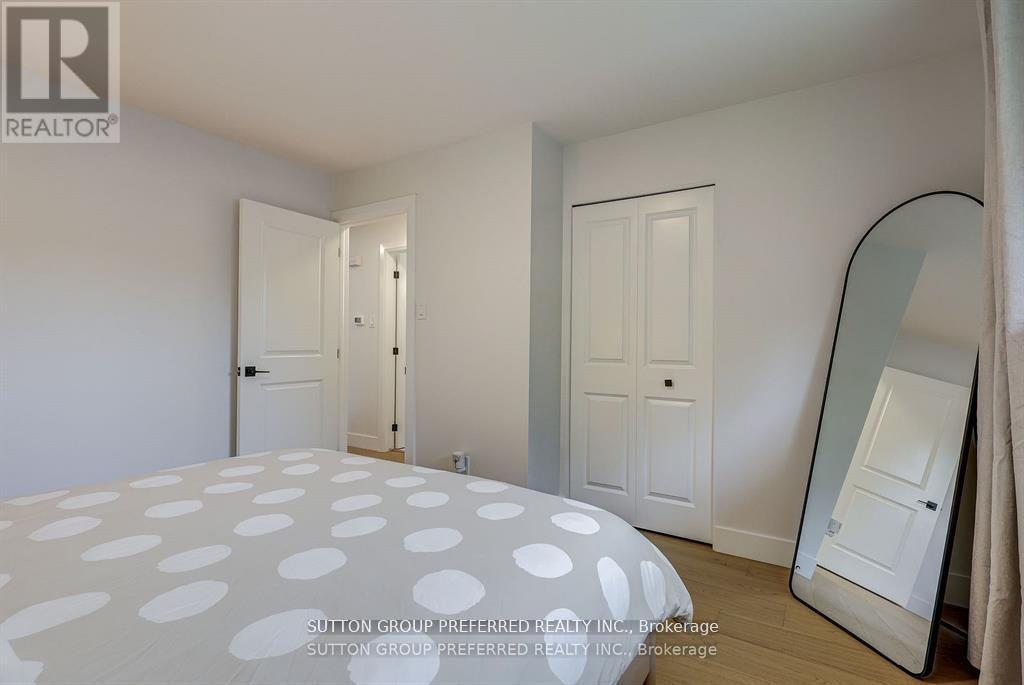1053 Willow Drive, London South, Ontario  N6E 1P4 - Photo 27 - X12216252