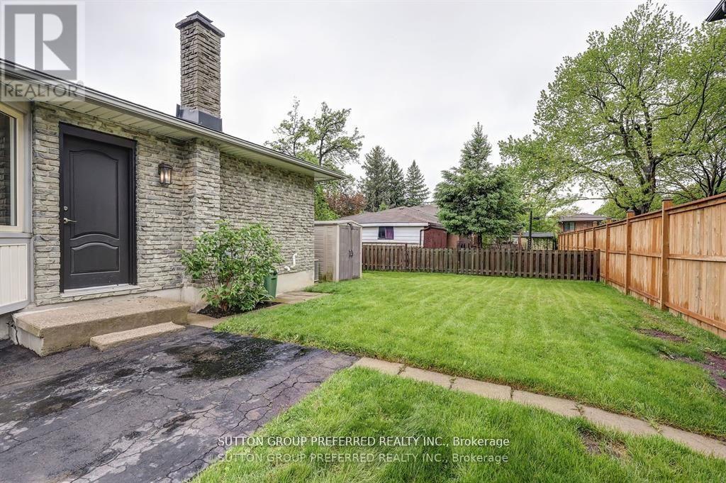 1053 Willow Drive, London South, Ontario  N6E 1P4 - Photo 29 - X12216252