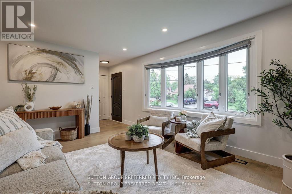 1053 Willow Drive, London South, Ontario  N6E 1P4 - Photo 4 - X12216252