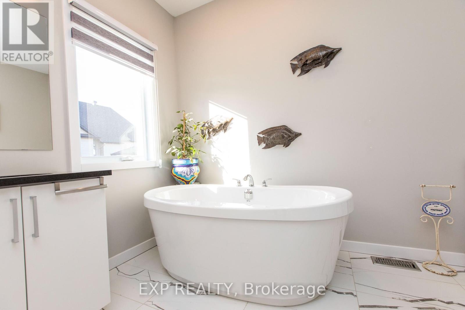 65 Granite Street, Clarence-Rockland, Ontario  K4K 0H7 - Photo 16 - X12183049