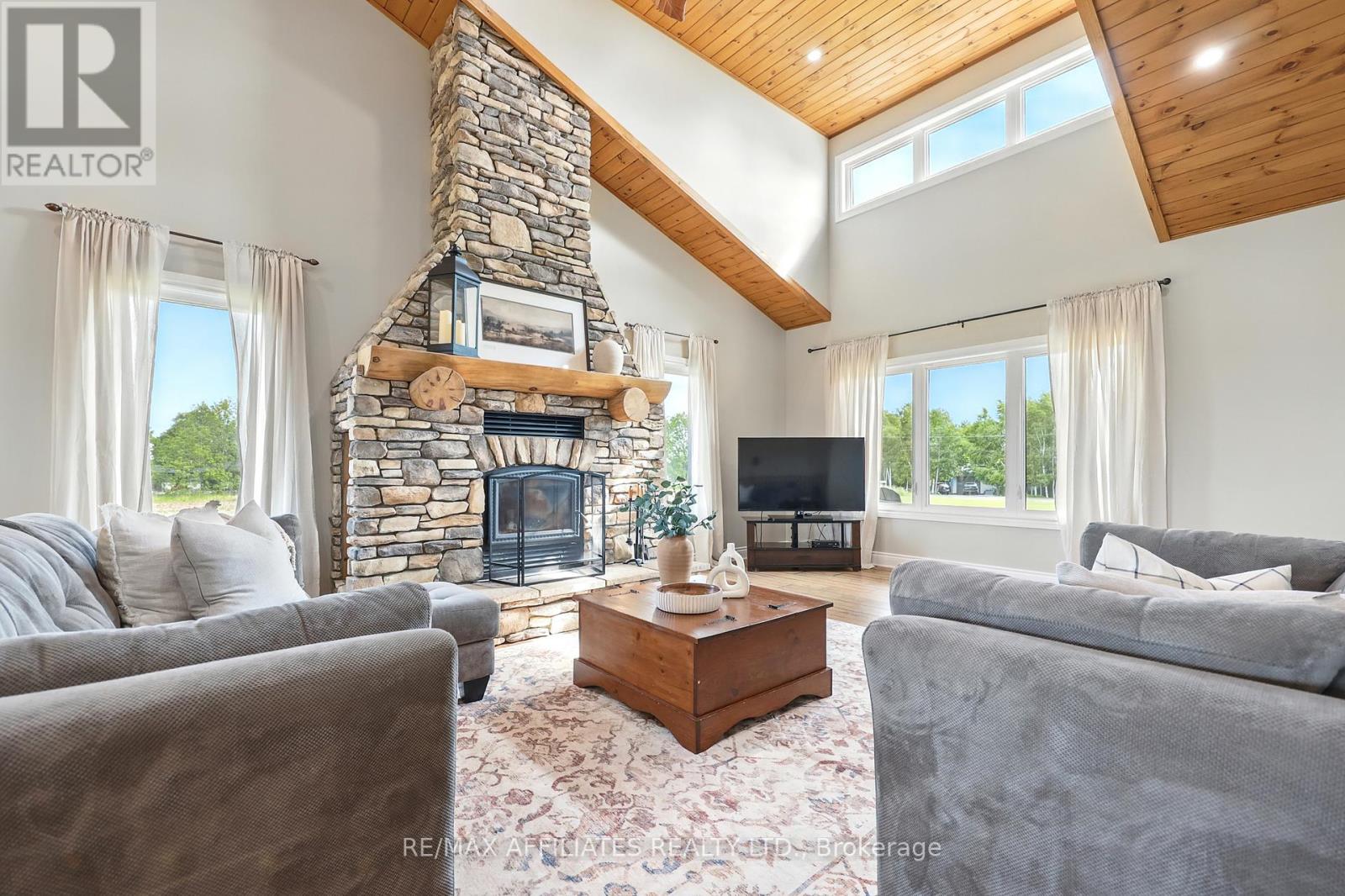 315 Gemmell Road, Merrickville-Wolford, Ontario  K0G 1G0 - Photo 8 - X12216011