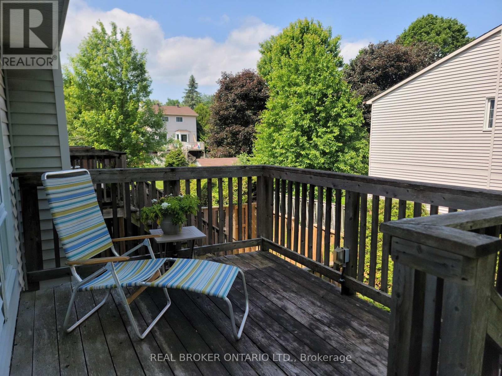 6 Almond Lane, Ottawa, Ontario  K2L 3T2 - Photo 33 - X12215752
