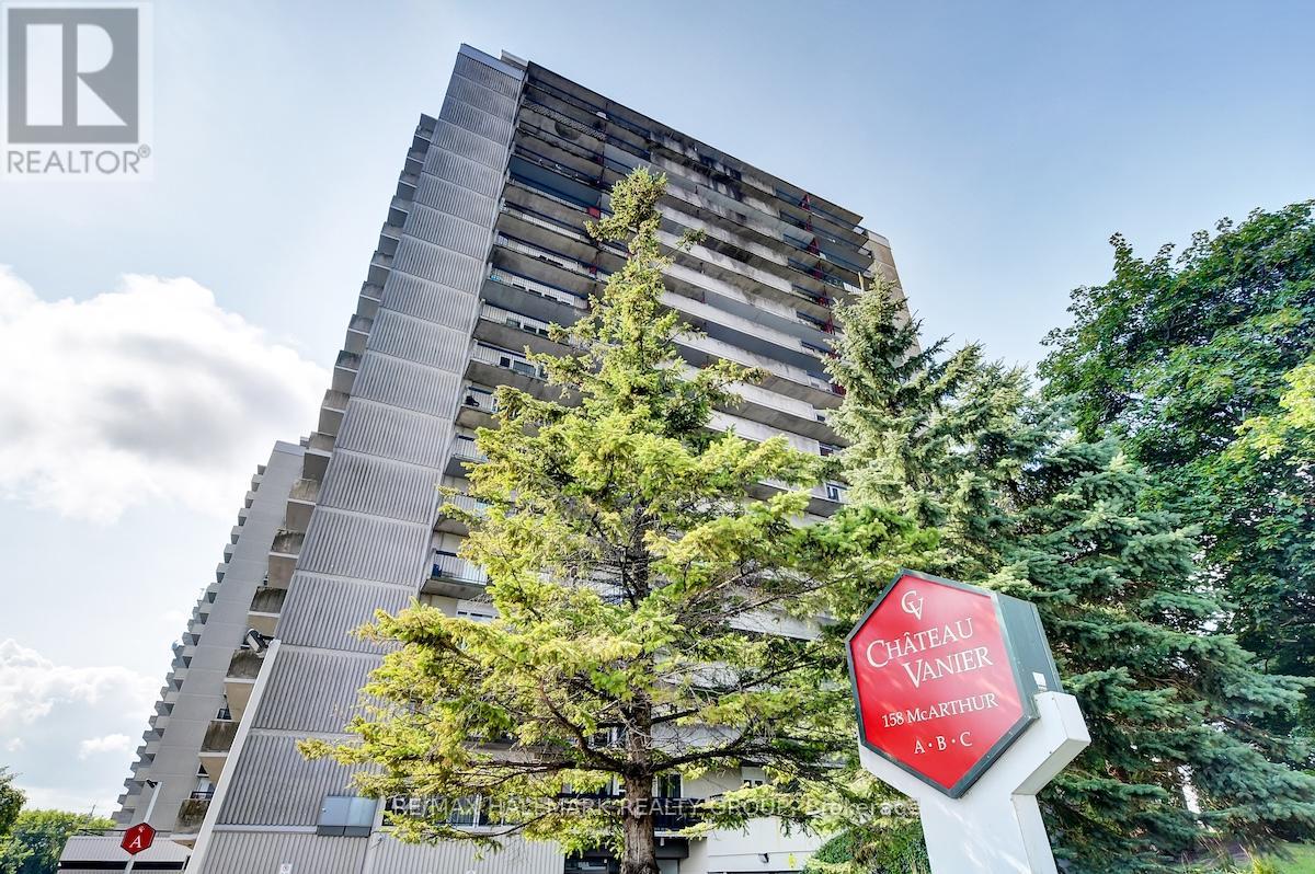 1005 - 158a Mcarthur Avenue, Ottawa, Ontario  K1L 8E7 - Photo 1 - X12216102