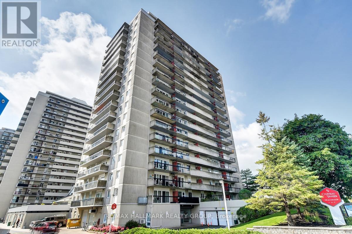 1005 - 158a Mcarthur Avenue, Ottawa, Ontario  K1L 8E7 - Photo 2 - X12216102