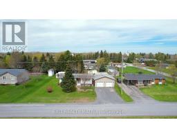 5 CRYSLER STATION ROAD, North Stormont, Ontario