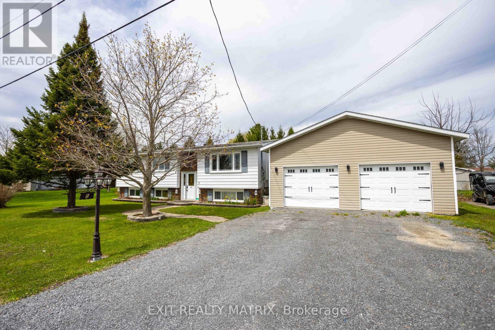 5 Crysler Station Road, North Stormont, Ontario  K0A 1R0 - Photo 3 - X12216209