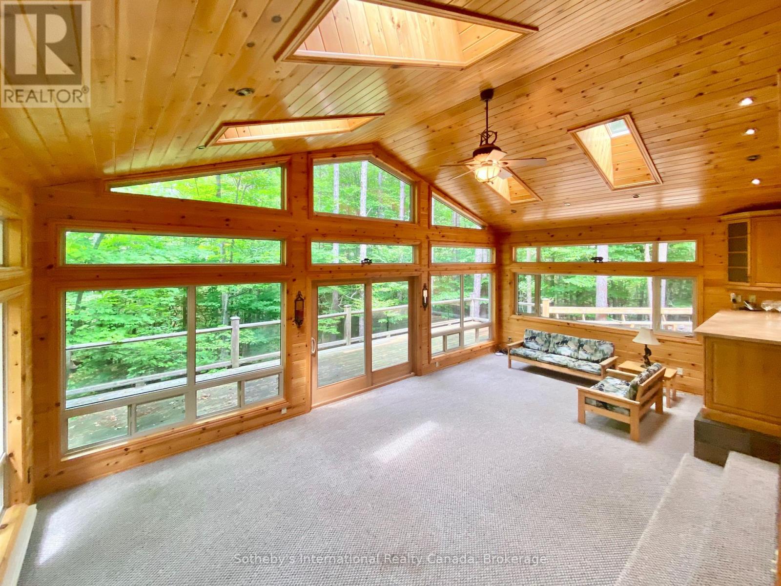 4 Amik Lane, Christian Island 30, Ontario  L9M 0A9 - Photo 2 - S12216392