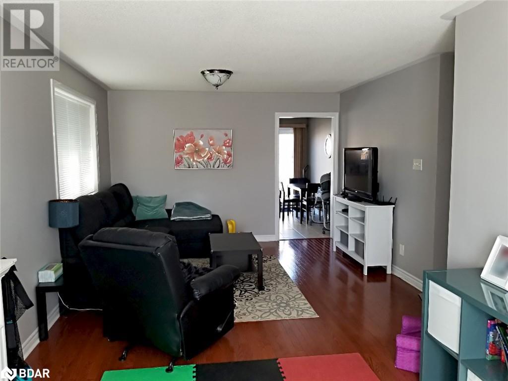 76 Holly Meadow Road, Barrie, Ontario  L4N 0A2 - Photo 4 - 40740284