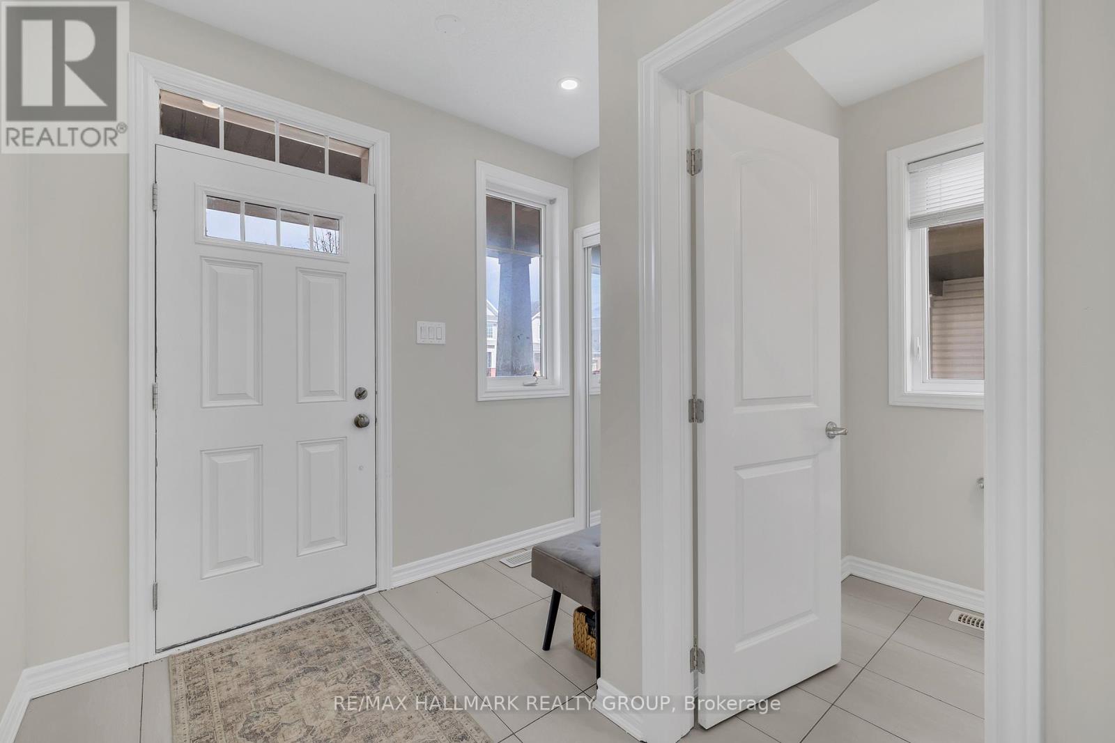 130 Cranesbill Road, Ottawa, Ontario  K2V 0J5 - Photo 2 - X12216284