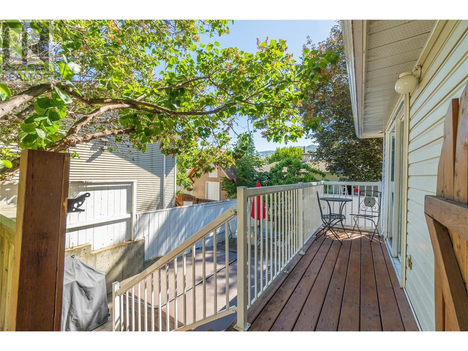 3225 Hargraves Place, Kamloops, British Columbia  V2B 8H3 - Photo 27 - 10351753