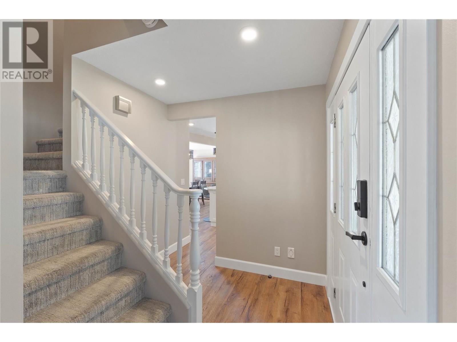 3225 Hargraves Place, Kamloops, British Columbia  V2B 8H3 - Photo 13 - 10351753