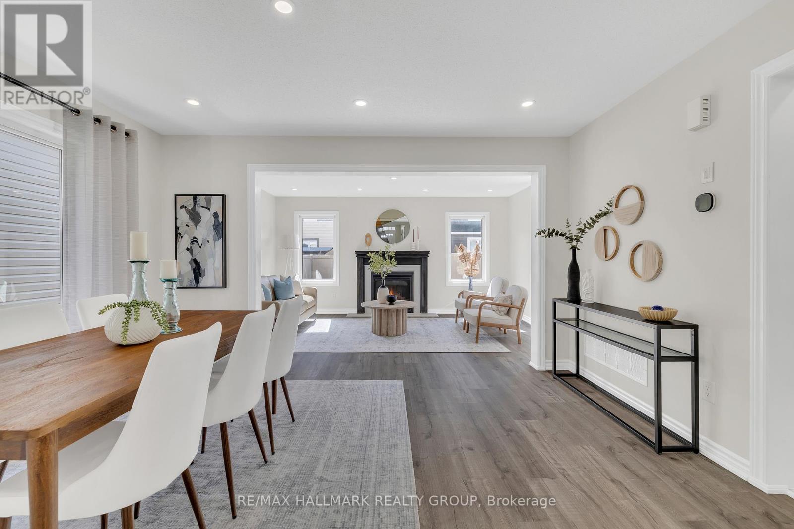 130 Cranesbill Road, Ottawa, Ontario  K2V 0J5 - Photo 3 - X12216284
