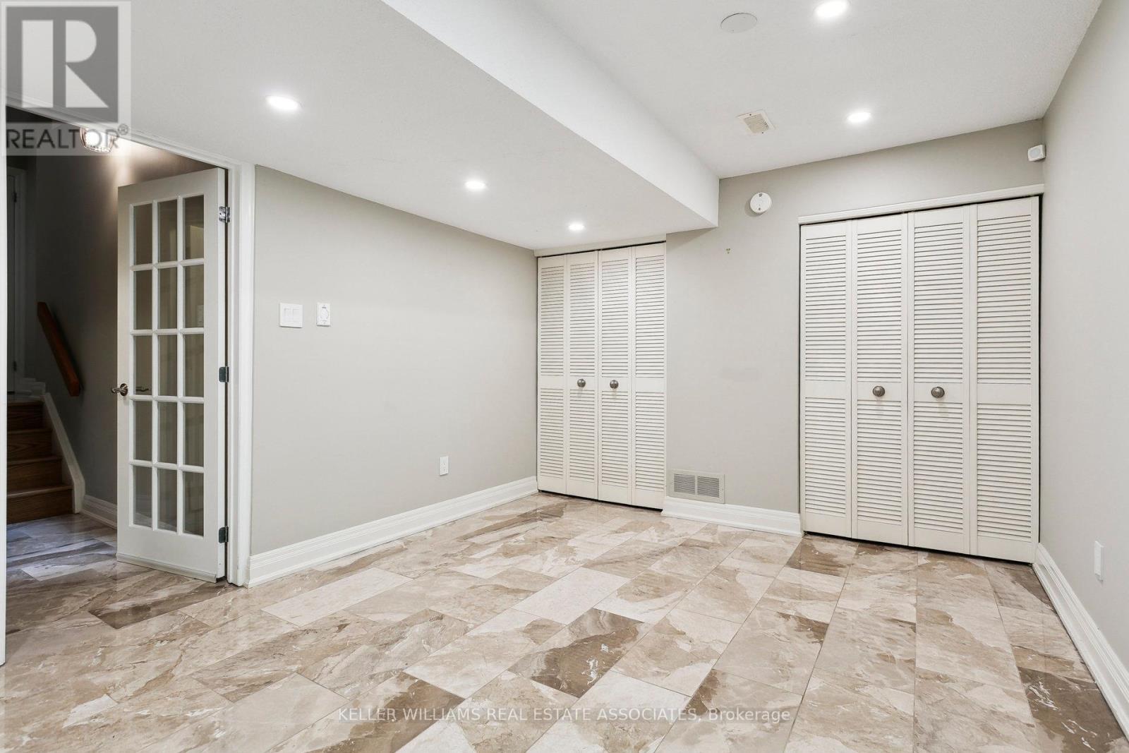 23 - 1250 Marlborough Court, Oakville (Cp College Park), Ontario  L6H 2W7 - Photo 32 - W12214256