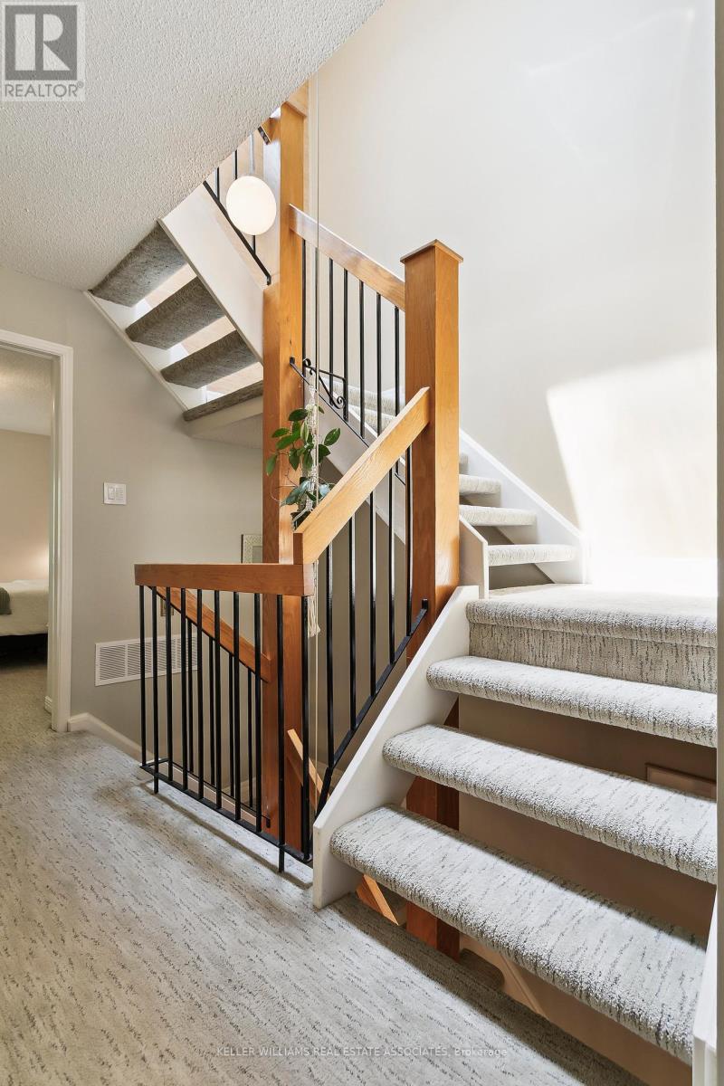 23 - 1250 Marlborough Court, Oakville (Cp College Park), Ontario  L6H 2W7 - Photo 18 - W12214256
