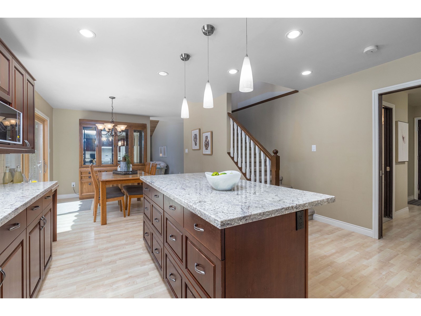 20232 37a Avenue, Langley, British Columbia  V3A 2T1 - Photo 10 - R3013930
