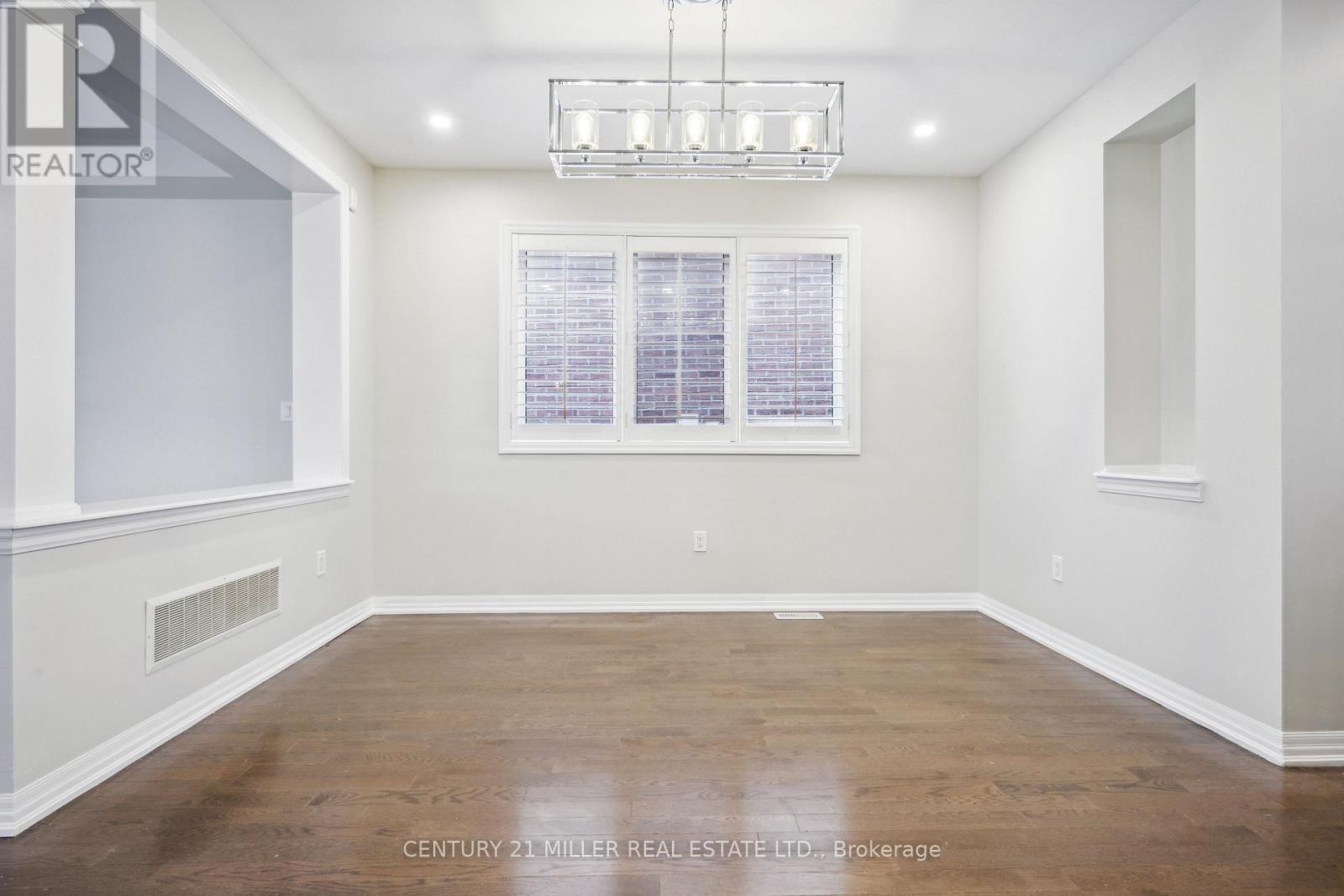 252 Wisteria Way, Oakville (Go Glenorchy), Ontario  L6M 1L3 - Photo 7 - W12216279