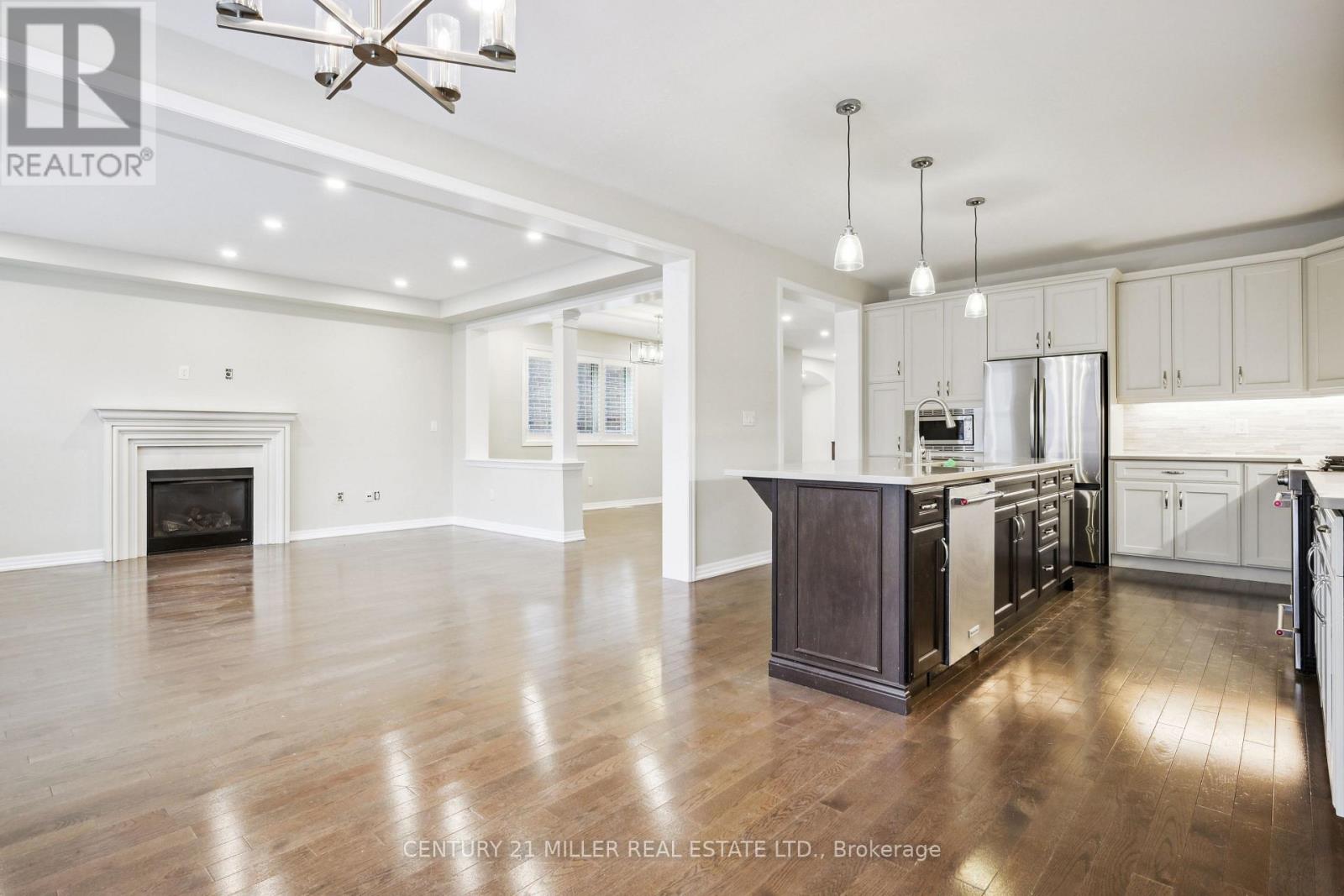 252 Wisteria Way, Oakville (Go Glenorchy), Ontario  L6M 1L3 - Photo 17 - W12216279