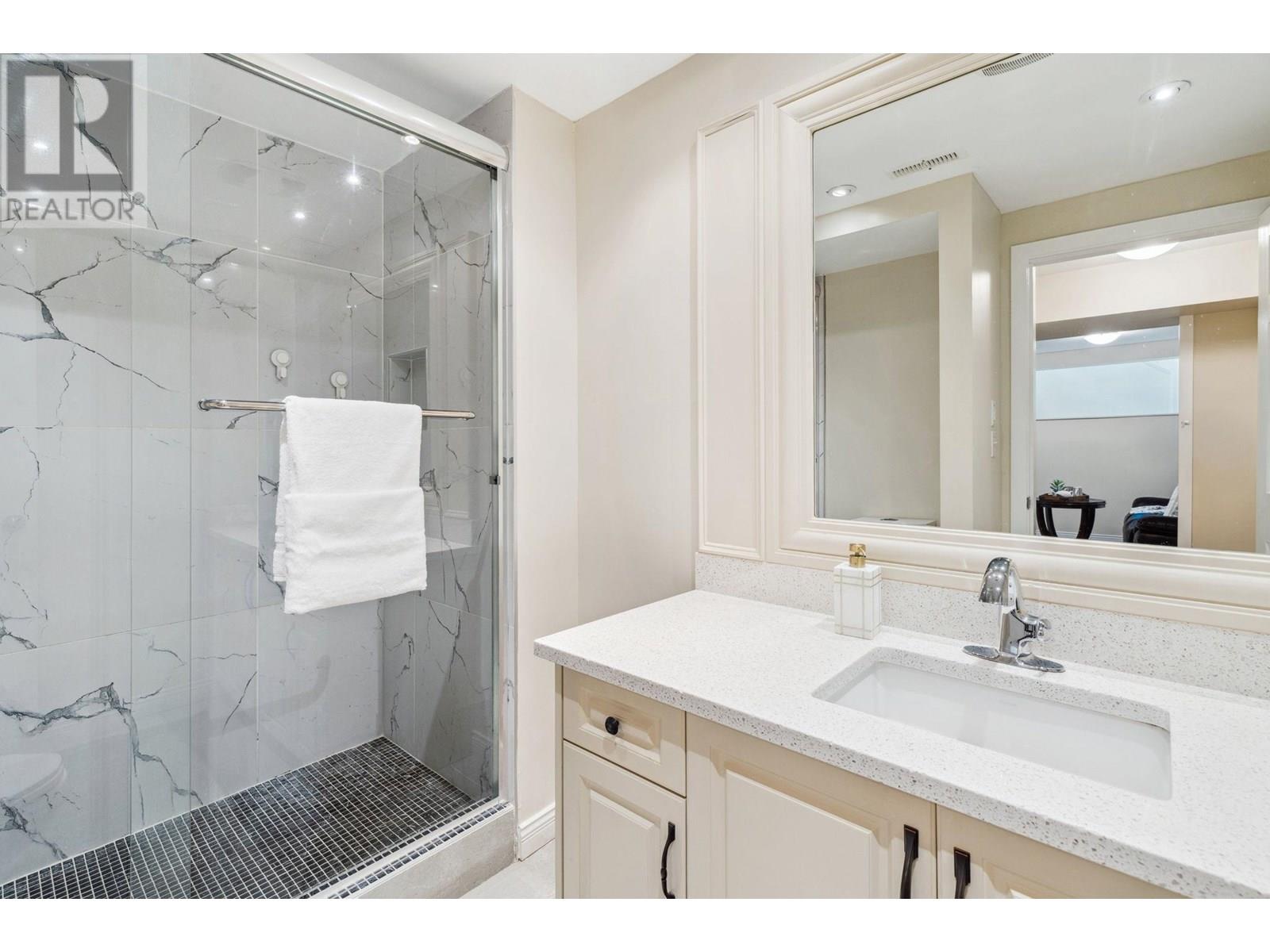 985 Gatensbury Street, Coquitlam, British Columbia  V3J 5J6 - Photo 26 - R3013382