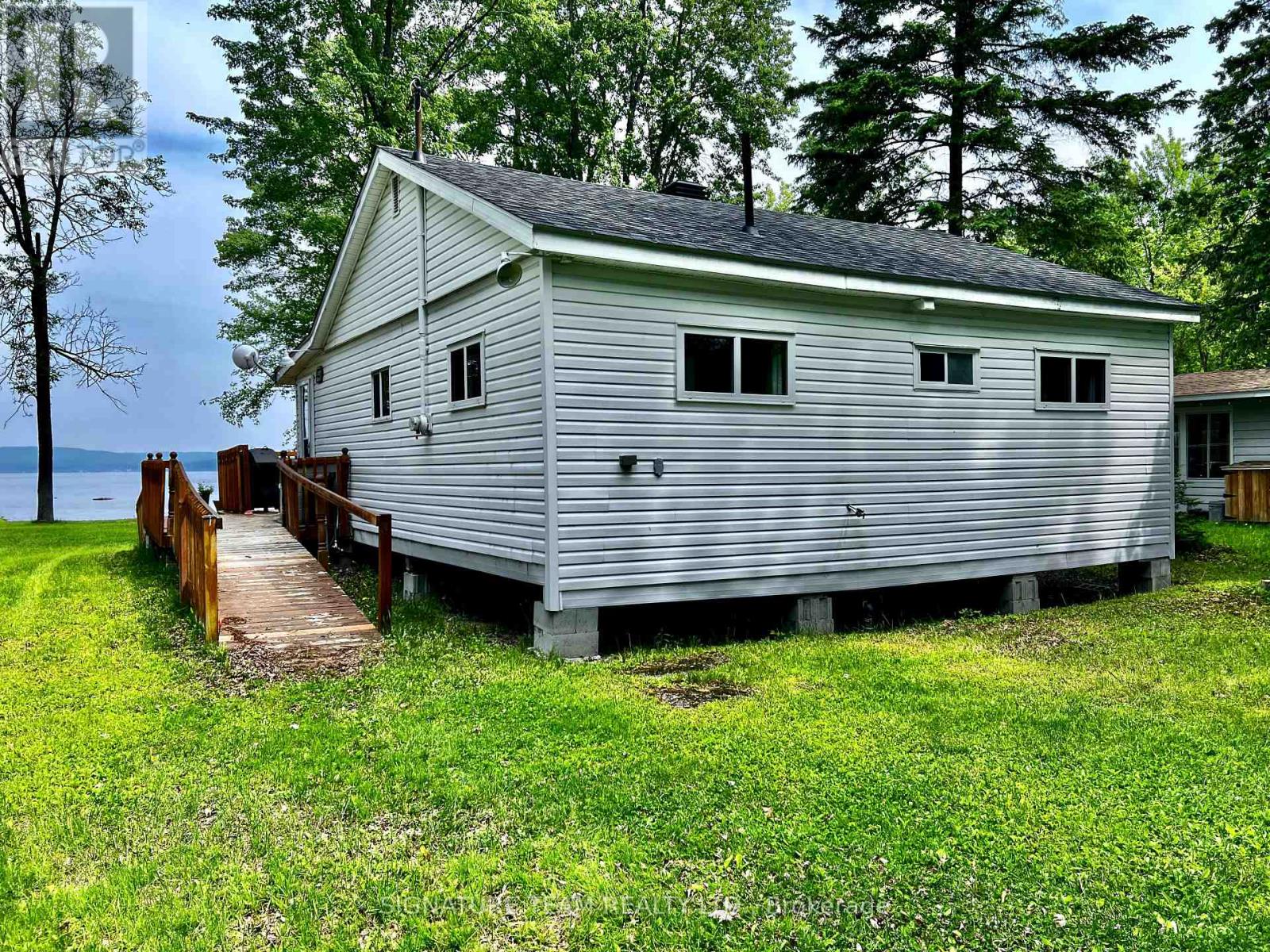 30 Sleepy Hollow Lane, Bonnechere Valley, Ontario  K0J 2A0 - Photo 38 - X12209589