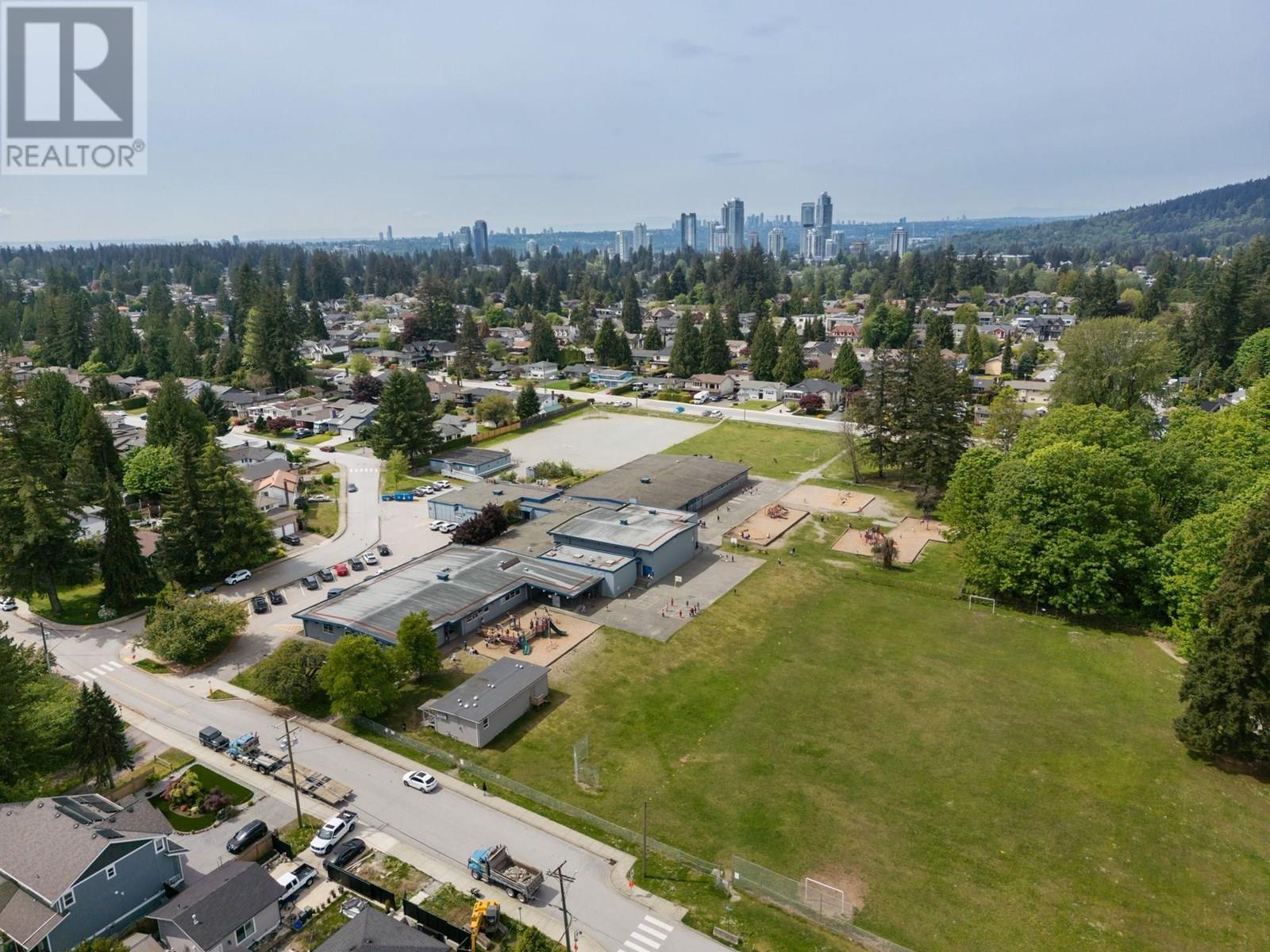 985 Gatensbury Street, Coquitlam, British Columbia  V3J 5J6 - Photo 36 - R3013382