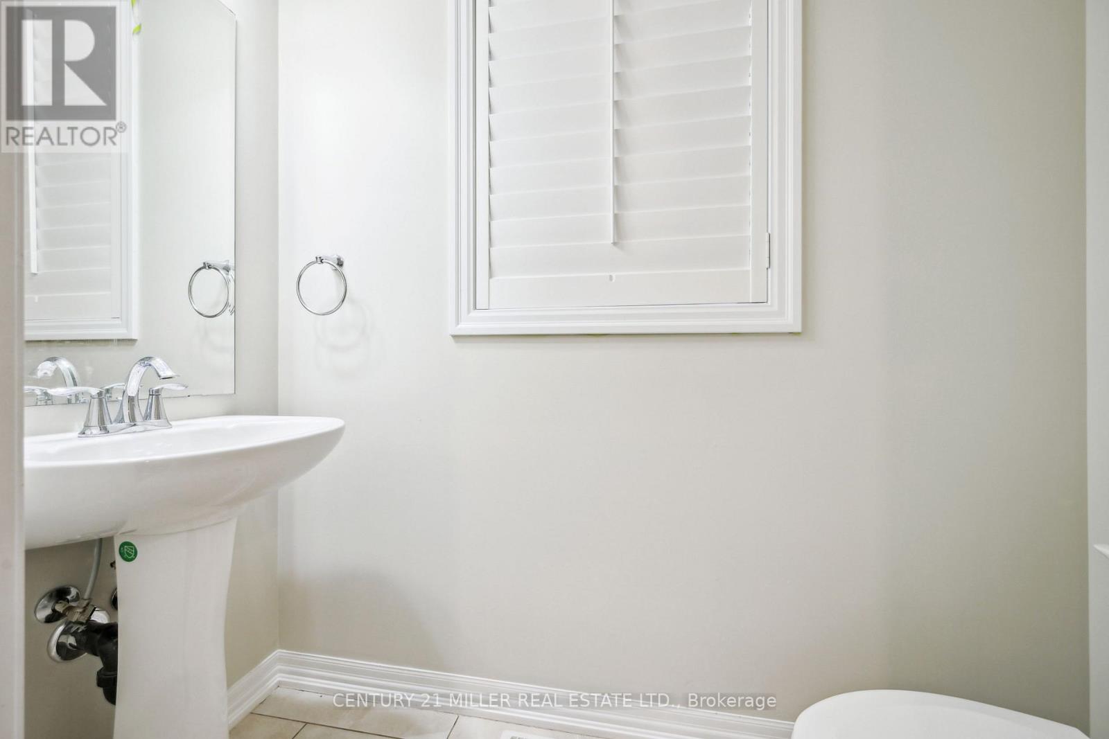 252 Wisteria Way, Oakville (Go Glenorchy), Ontario  L6M 1L3 - Photo 4 - W12216279