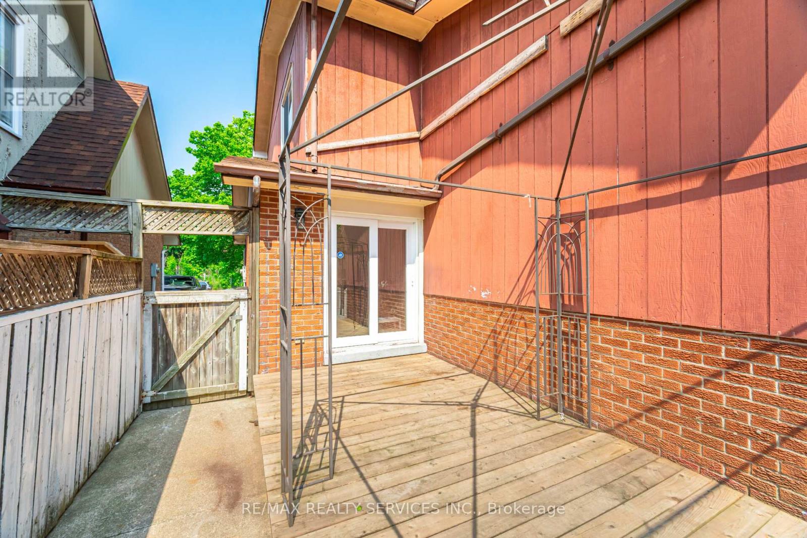 4 Hinchley Wood Grove, Brampton (Brampton North), Ontario  L6V 3M3 - Photo 43 - W12216294