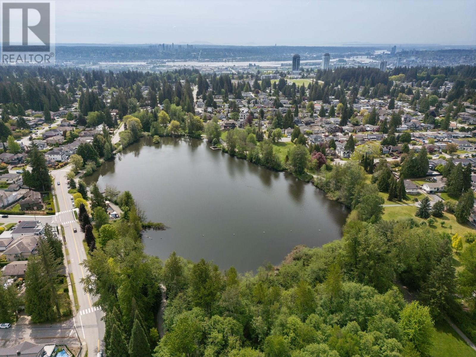 985 Gatensbury Street, Coquitlam, British Columbia  V3J 5J6 - Photo 35 - R3013382