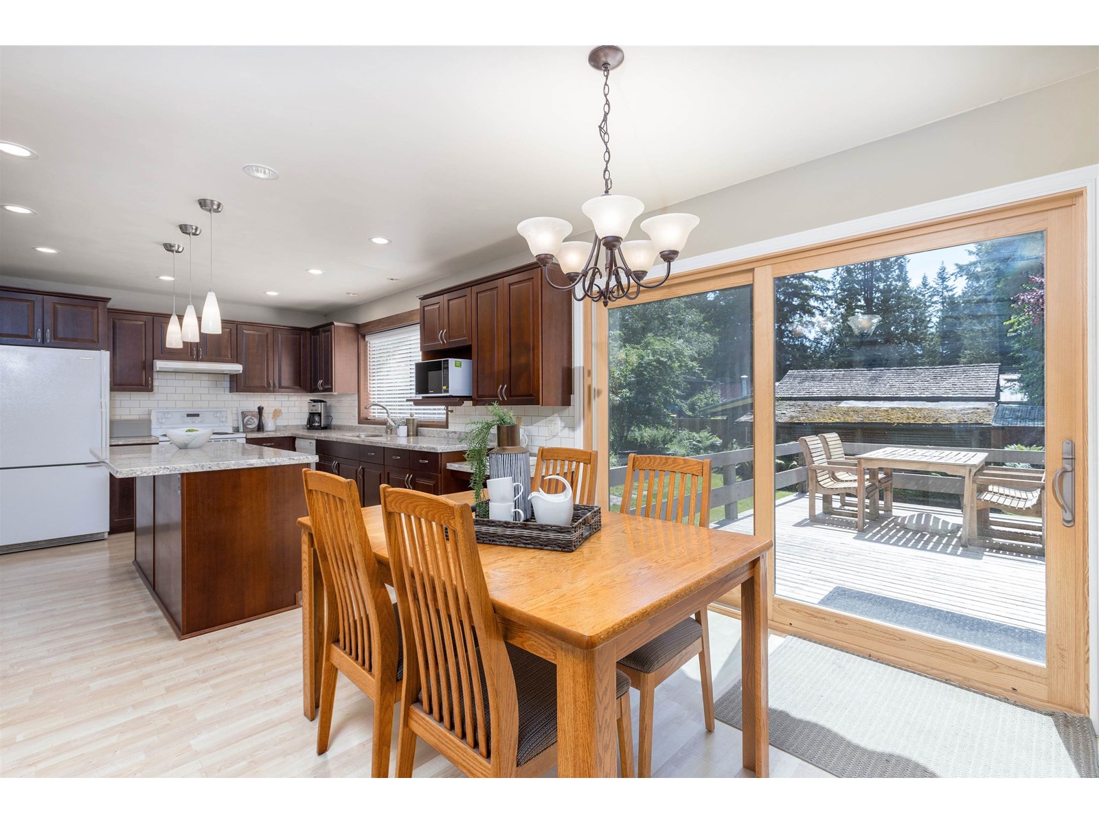 20232 37a Avenue, Langley, British Columbia  V3A 2T1 - Photo 8 - R3013930