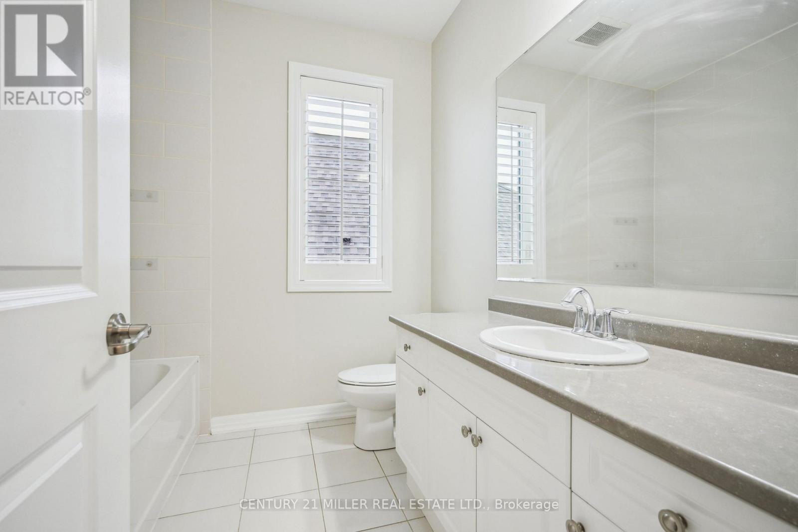 252 Wisteria Way, Oakville (Go Glenorchy), Ontario  L6M 1L3 - Photo 32 - W12216279