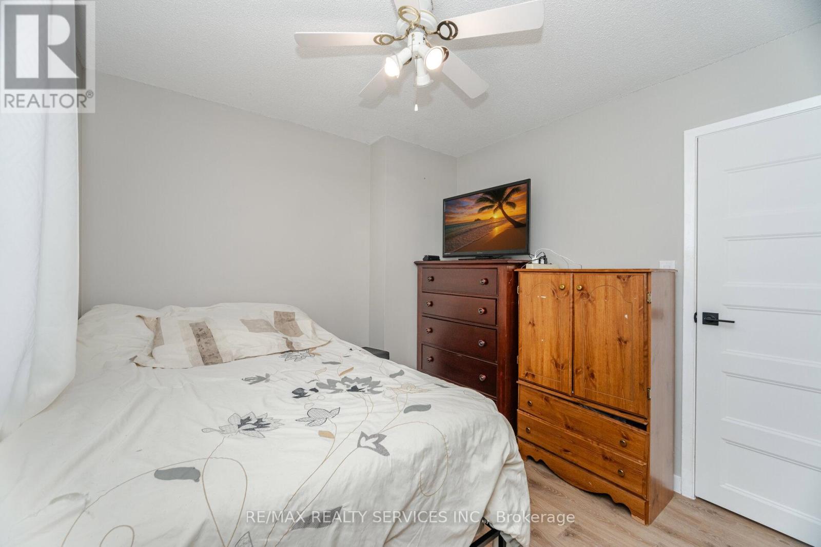 4 Hinchley Wood Grove, Brampton (Brampton North), Ontario  L6V 3M3 - Photo 31 - W12216294