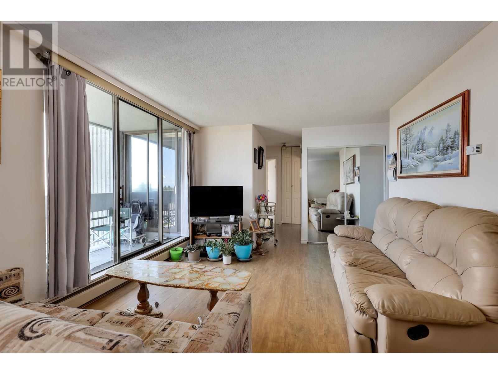 805 6759 Willingdon Avenue, Burnaby, British Columbia  V5H 3Y9 - Photo 4 - R3013952
