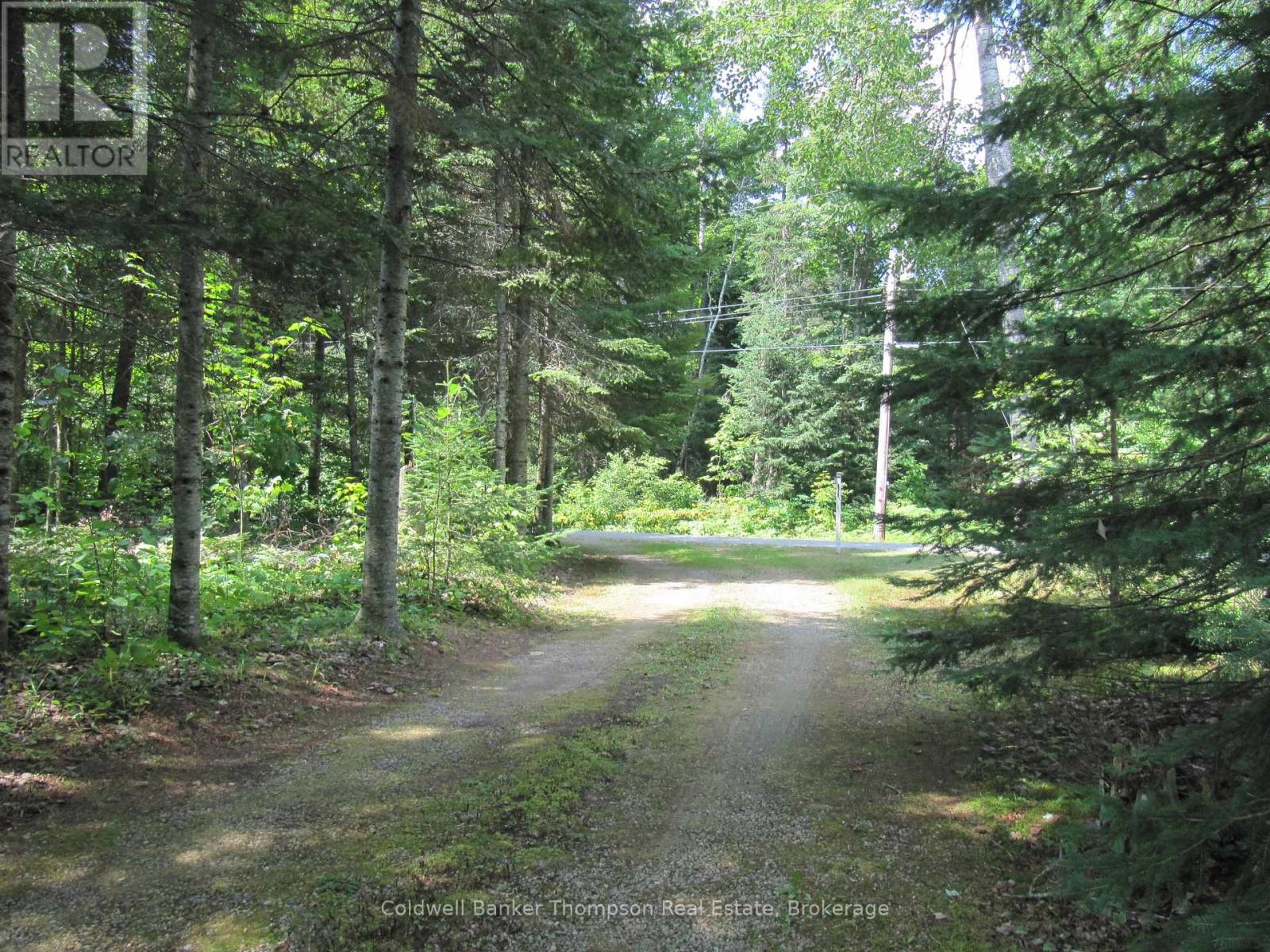 105 Pineaire Lane, Perry, Ontario  P0A 1M0 - Photo 12 - X12216362