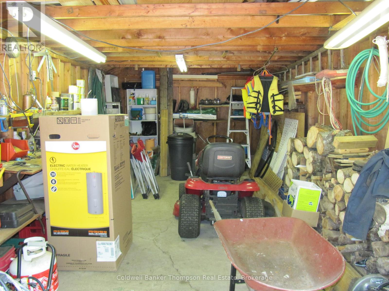 105 Pineaire Lane, Perry, Ontario  P0A 1M0 - Photo 15 - X12216362