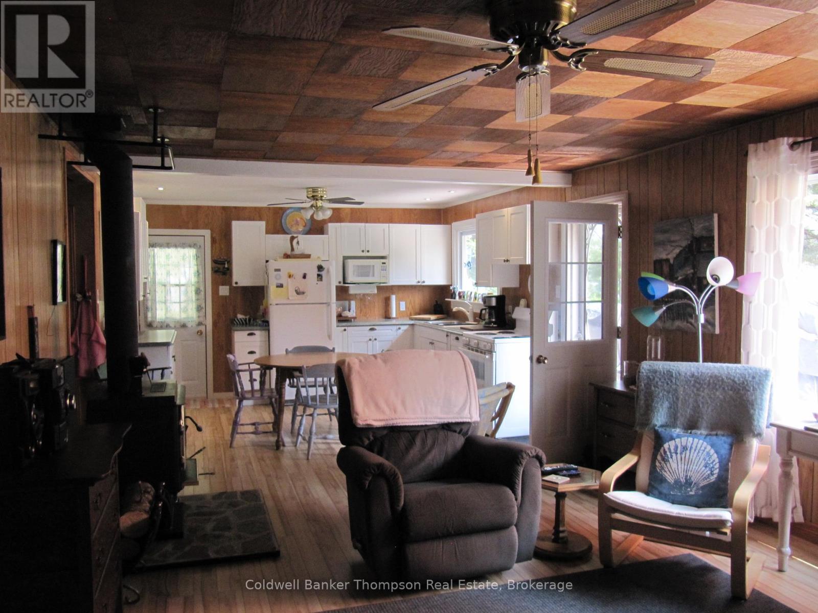 105 Pineaire Lane, Perry, Ontario  P0A 1M0 - Photo 5 - X12216362