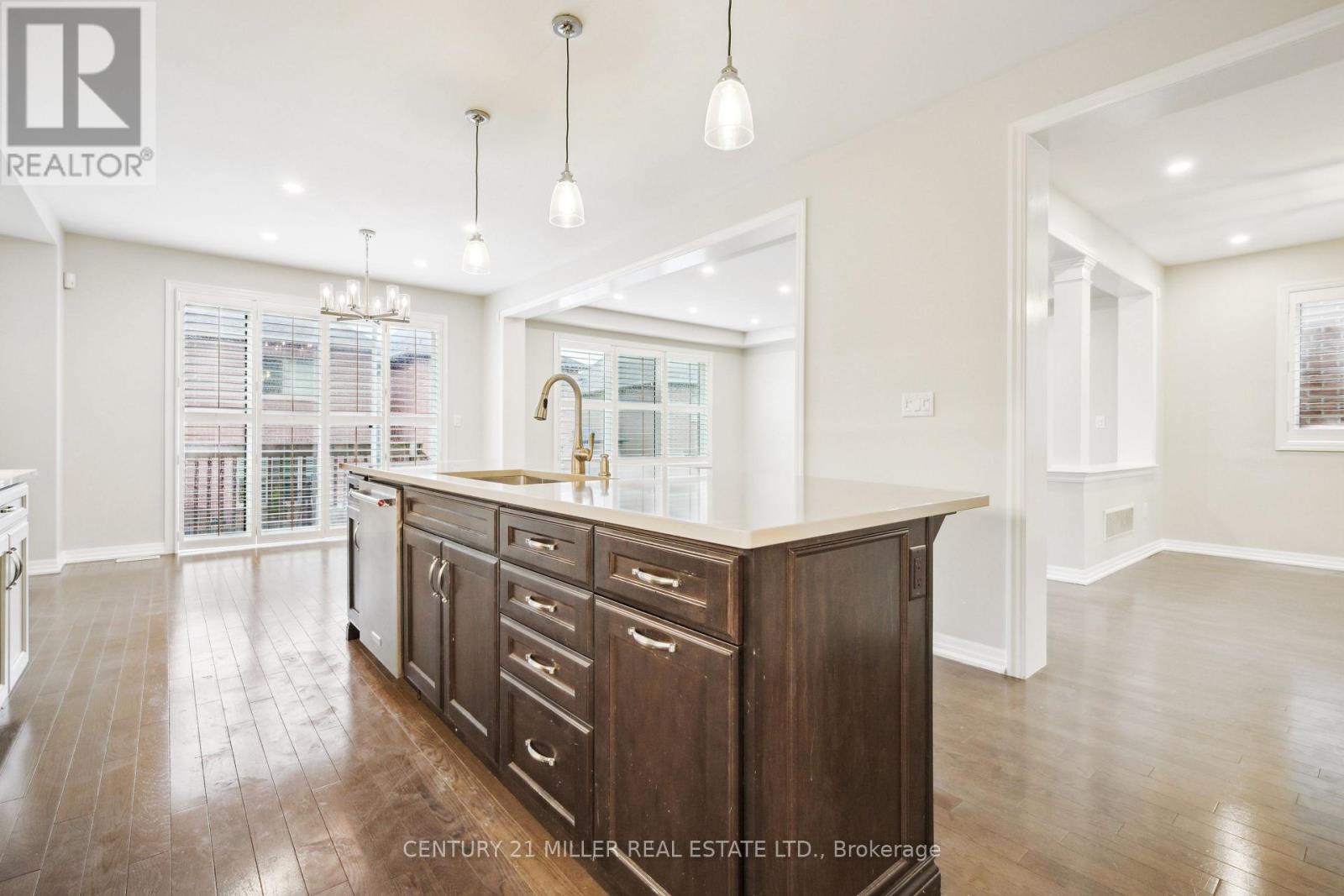 252 Wisteria Way, Oakville (Go Glenorchy), Ontario  L6M 1L3 - Photo 22 - W12216279