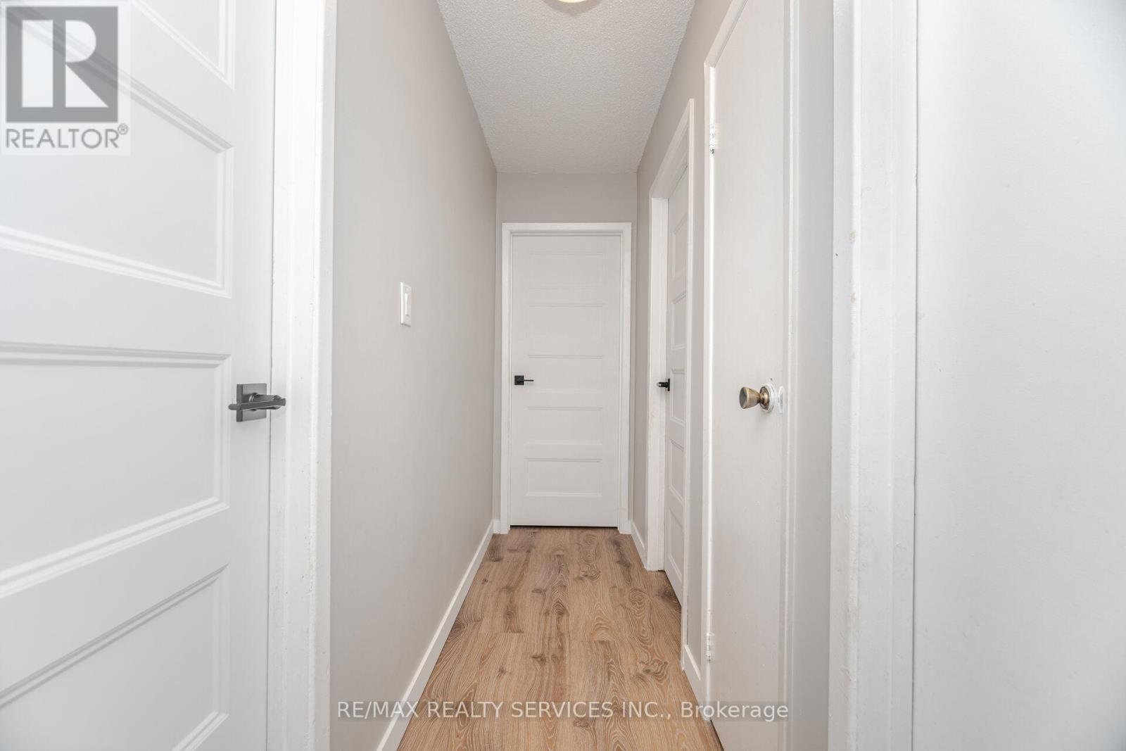 4 Hinchley Wood Grove, Brampton (Brampton North), Ontario  L6V 3M3 - Photo 24 - W12216294