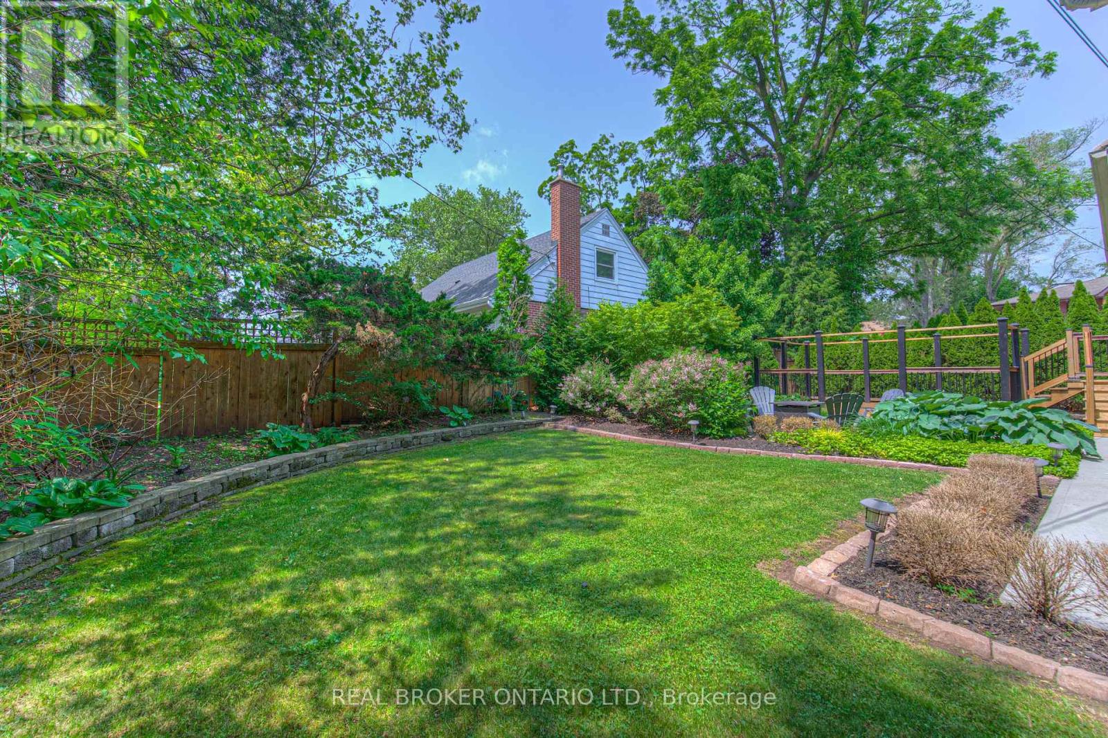 976 Filmandale Road, Burlington, Ontario  L7T 2Z4 - Photo 47 - W12216295