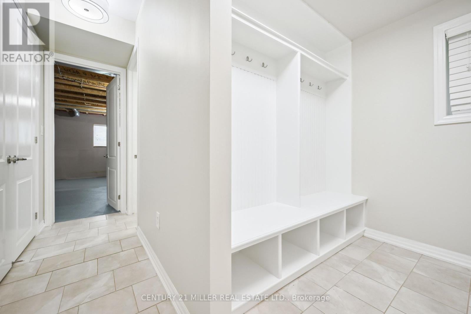 252 Wisteria Way, Oakville (Go Glenorchy), Ontario  L6M 1L3 - Photo 38 - W12216279