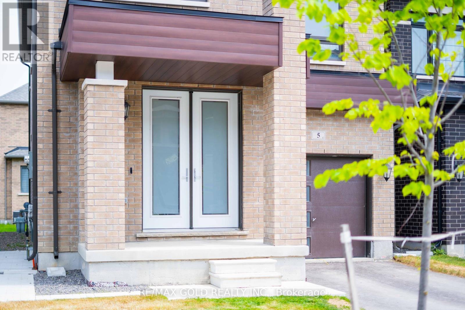 Property at 5 HAYDROP ROAD image 3