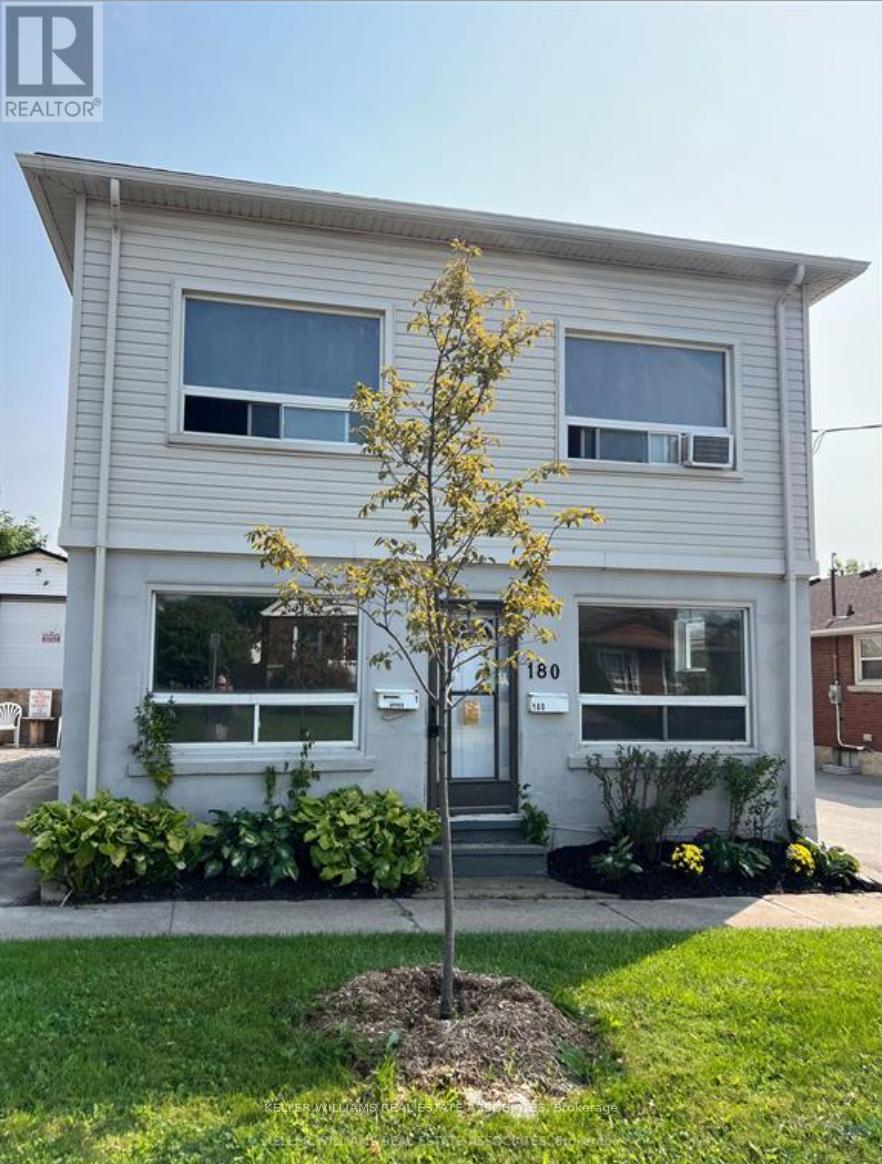 180 Pine Street S, Thorold (Thorold Downtown), Ontario  L2V 3M4 - Photo 1 - X12216217