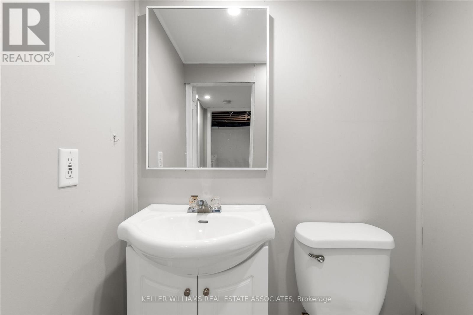 180 Pine Street S, Thorold (Thorold Downtown), Ontario  L2V 3M4 - Photo 18 - X12216217