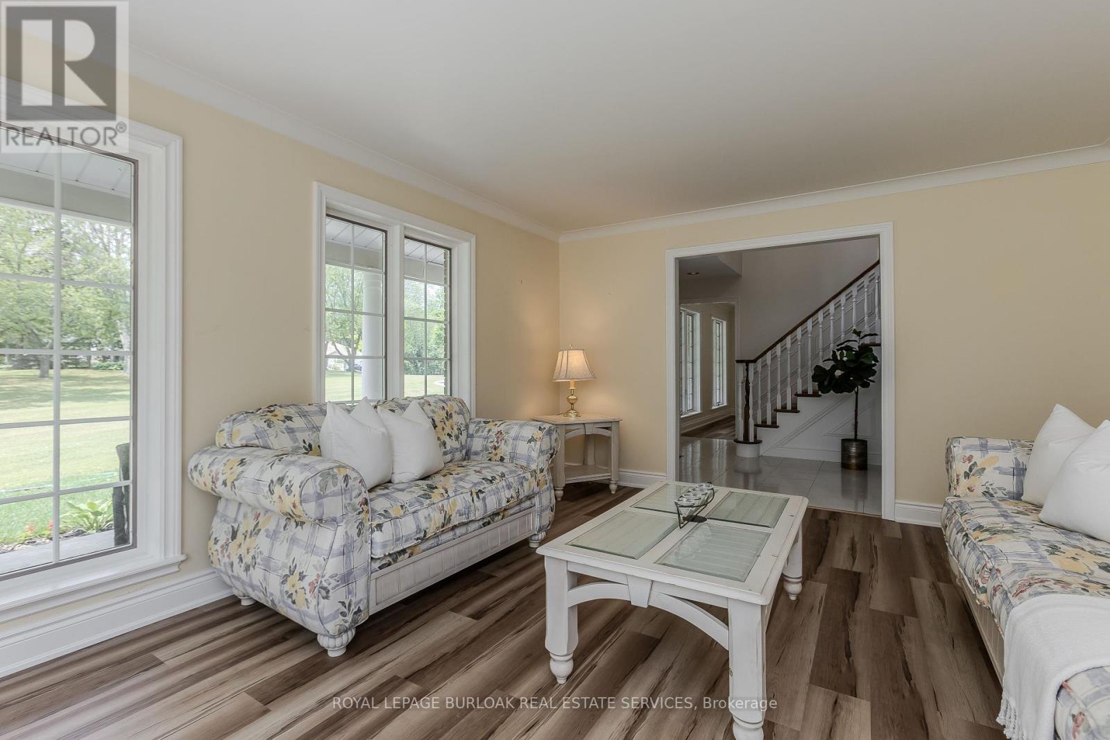 331 Lanark Street, Haldimand, Ontario  N3W 1G3 - Photo 12 - X12216260