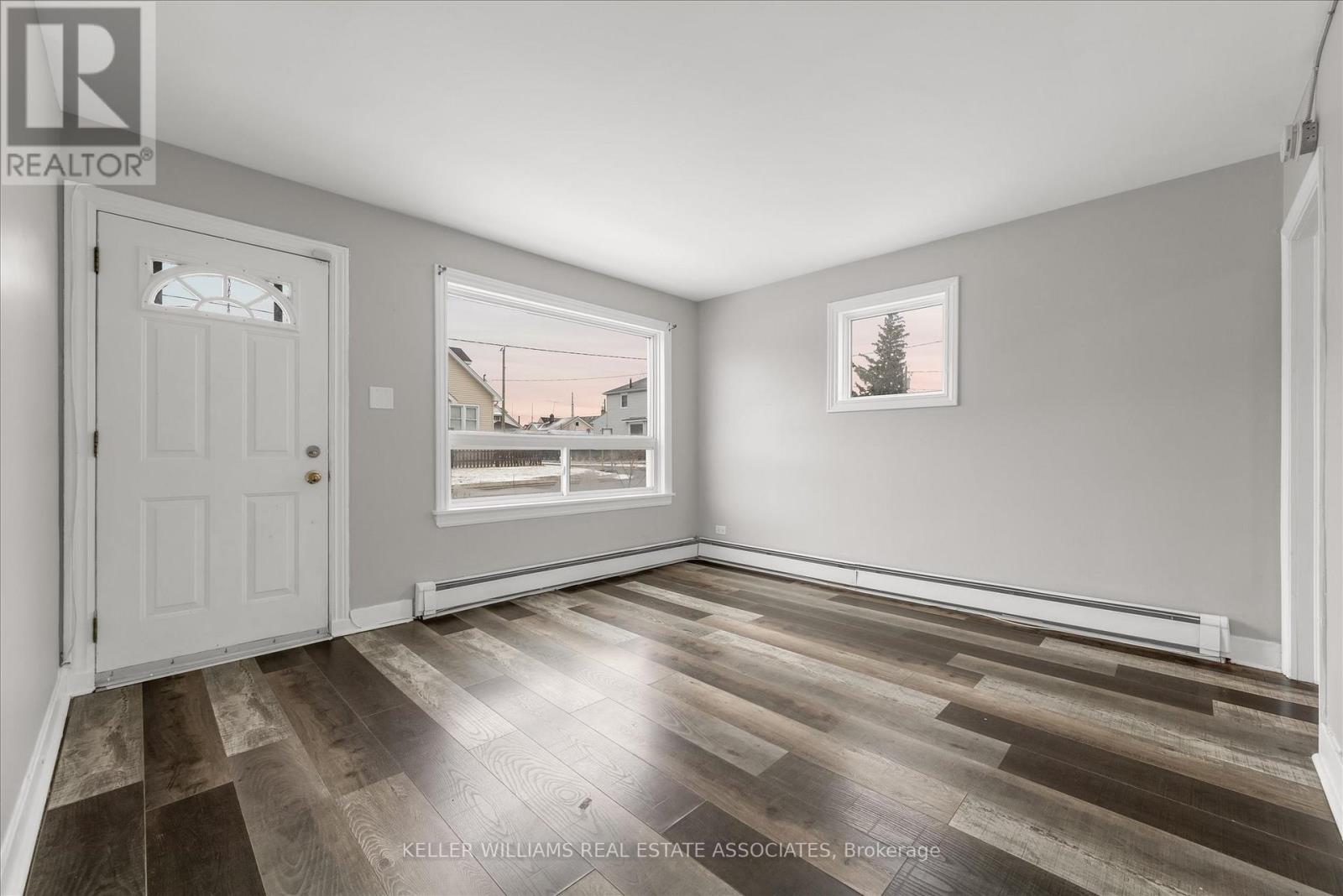 180 Pine Street S, Thorold (Thorold Downtown), Ontario  L2V 3M4 - Photo 6 - X12216217