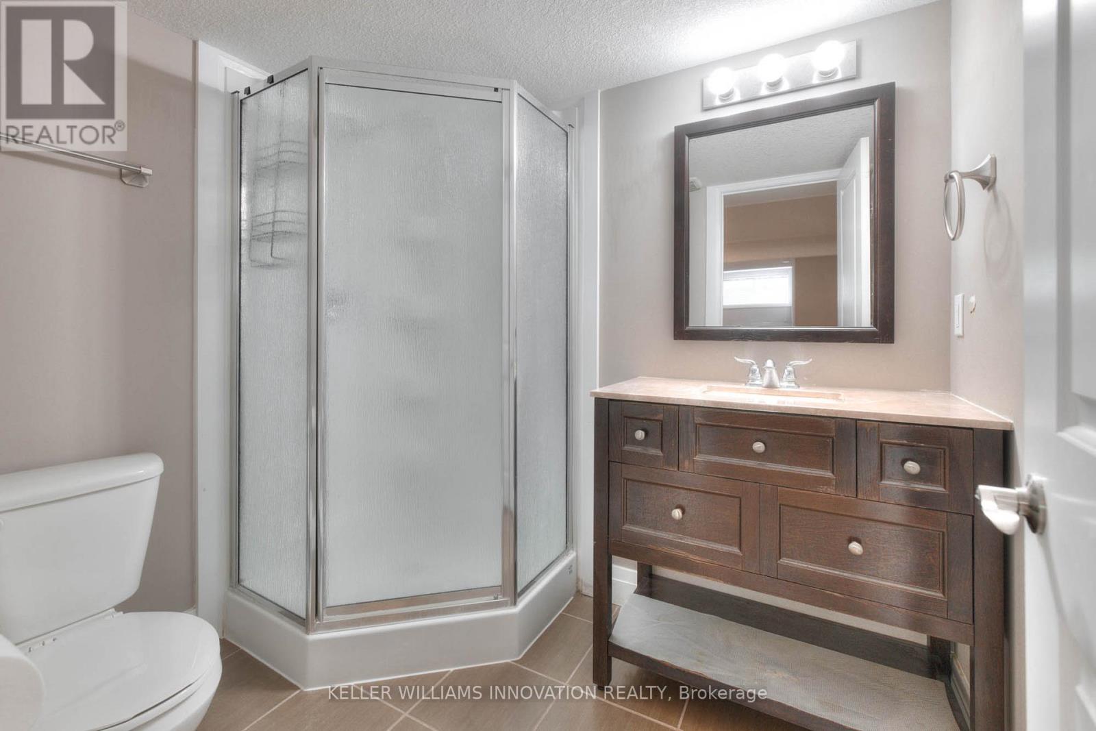 Lower - 556 Netherwood Crescent, Kitchener, Ontario  N2P 0B8 - Photo 12 - X12216245