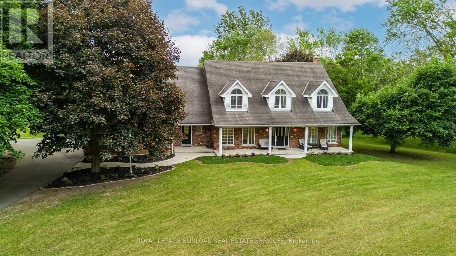 331 Lanark Street, Haldimand, Ontario  N3W 1G3 - Photo 1 - X12216260