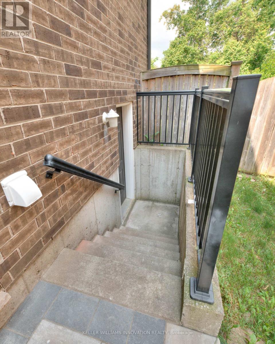 Lower - 556 Netherwood Crescent, Kitchener, Ontario  N2P 0B8 - Photo 4 - X12216245