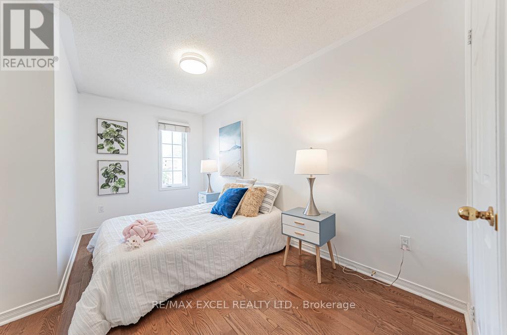 71a Montezuma Trail, Toronto (Agincourt North), Ontario  M1V 1K4 - Photo 33 - E12216318