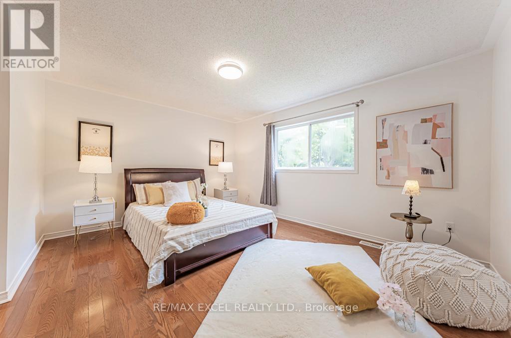 71a Montezuma Trail, Toronto (Agincourt North), Ontario  M1V 1K4 - Photo 21 - E12216318