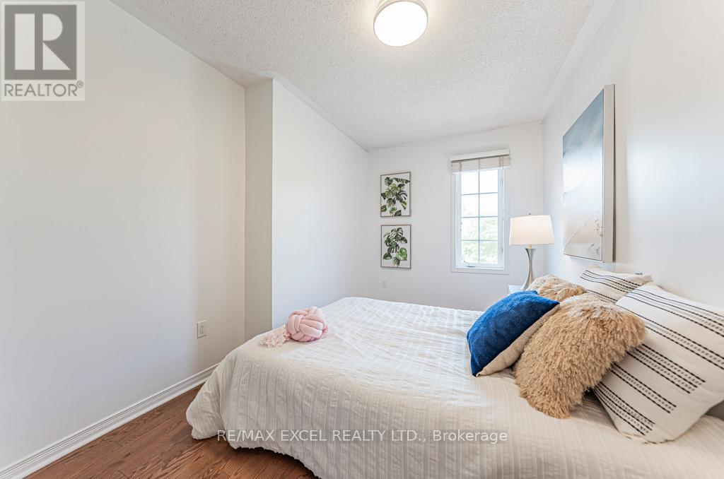 71a Montezuma Trail, Toronto (Agincourt North), Ontario  M1V 1K4 - Photo 31 - E12216318